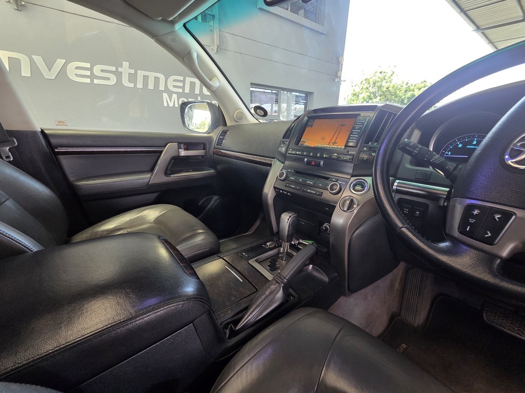 TOYOTA LAND CRUISER LAND CRUISER 200 V8 TD VX A/T - 16