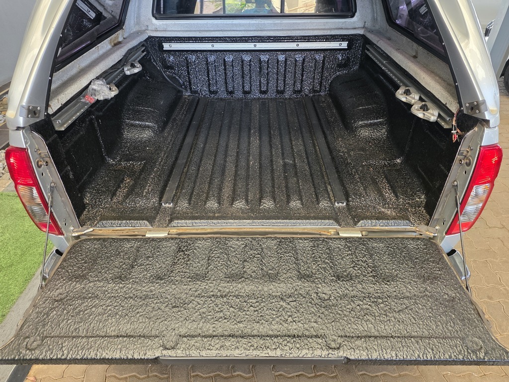 NISSAN NAVARA NAVARA 2.5 dCi 4X4 P/U D/C - 6