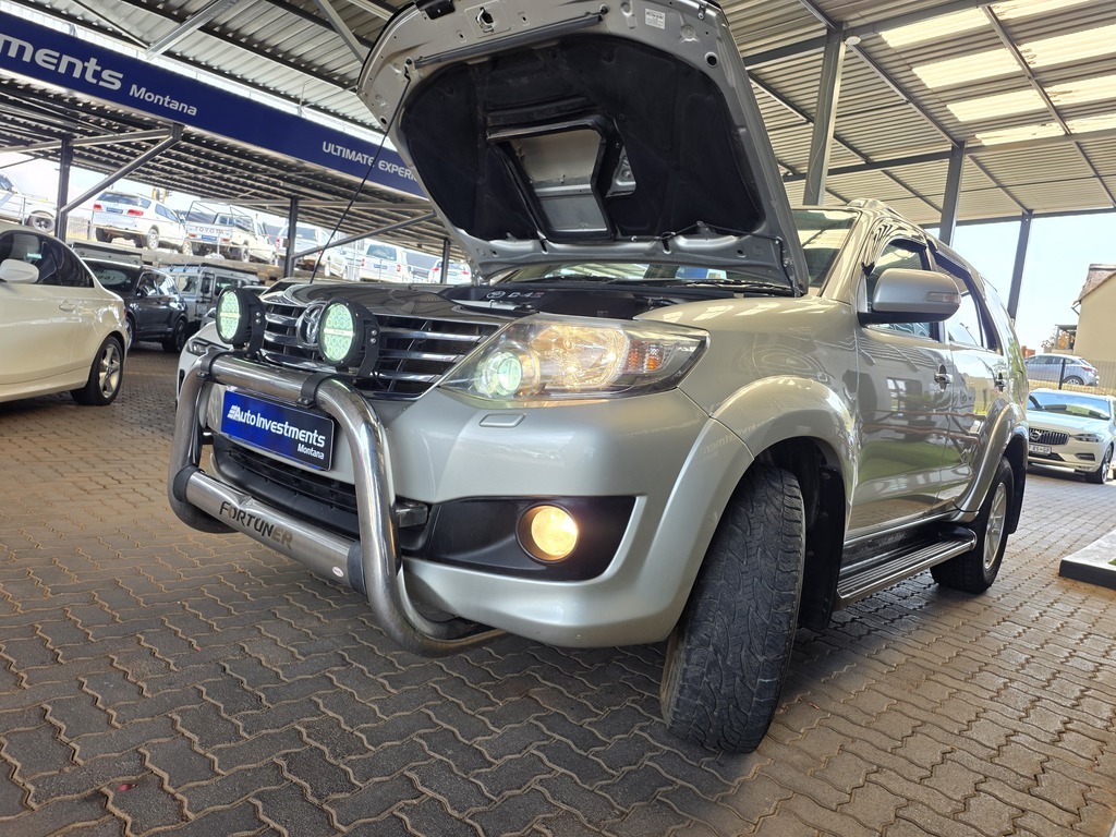 TOYOTA FORTUNER FORTUNER 3.0D-4D 4X4 A/T - 18