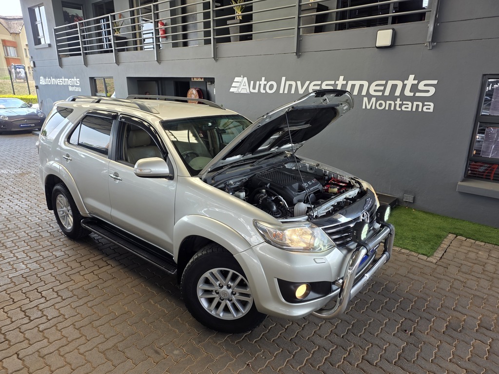 TOYOTA FORTUNER FORTUNER 3.0D-4D 4X4 A/T - 20