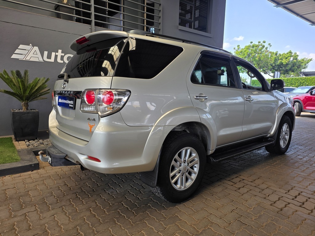TOYOTA FORTUNER FORTUNER 3.0D-4D 4X4 A/T - 5