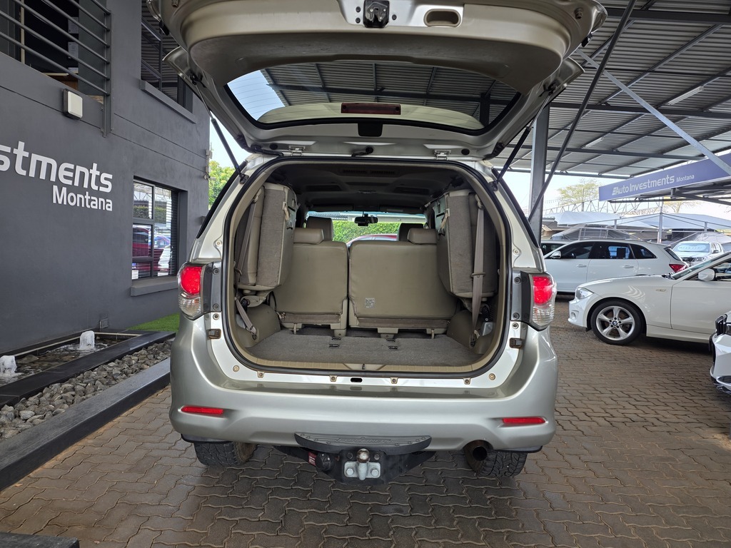 TOYOTA FORTUNER FORTUNER 3.0D-4D 4X4 A/T - 6