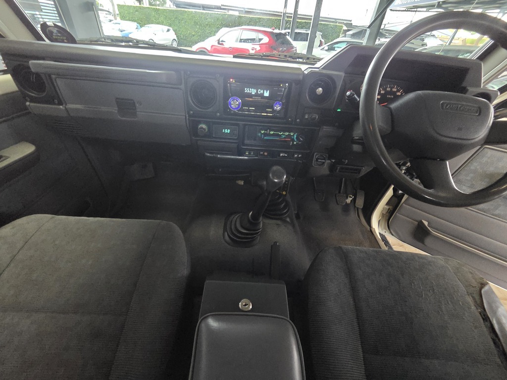 TOYOTA LANDCRUISER LANDCRUISER 76 4.2D S/W - 14