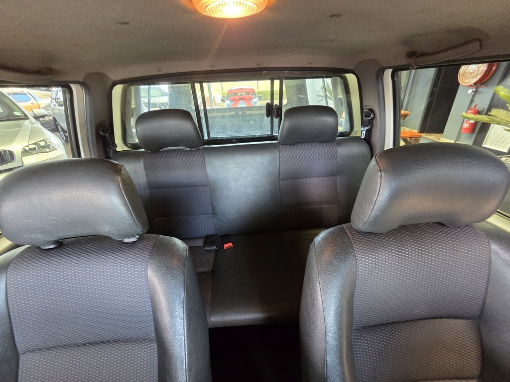 NISSAN HARDBODY HARDBODY NP300 2.5 TDi HI-RIDER P/U D/C - 9