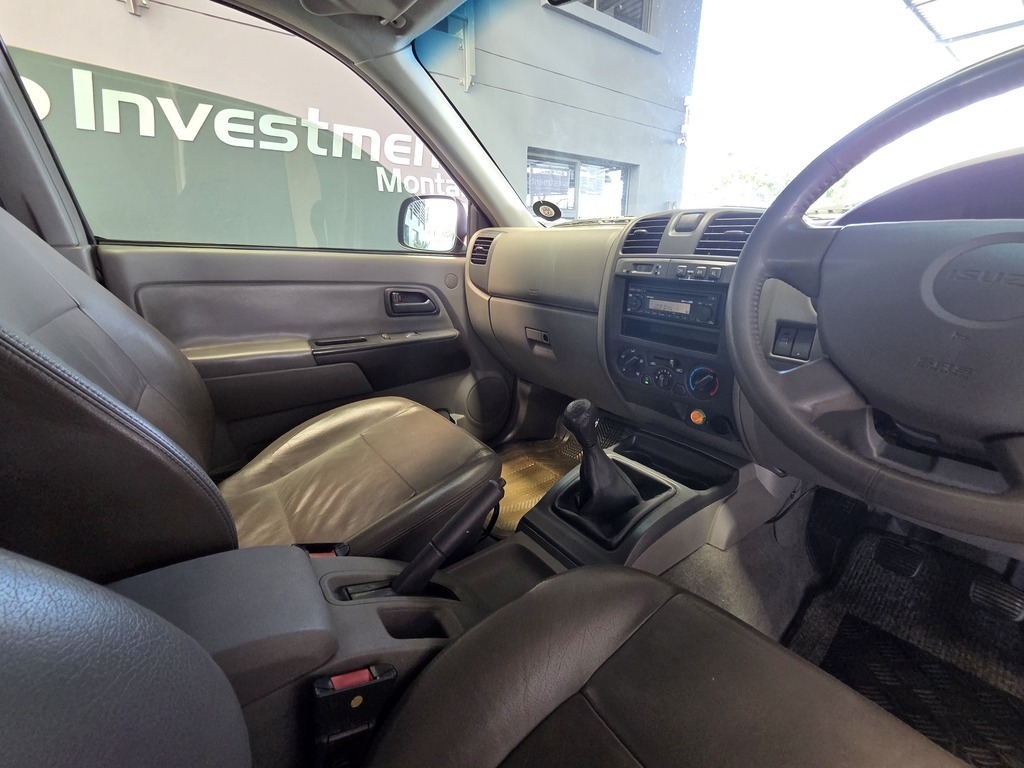 ISUZU KB KB 300 TDi LX 4X4 P/U D/C - 16