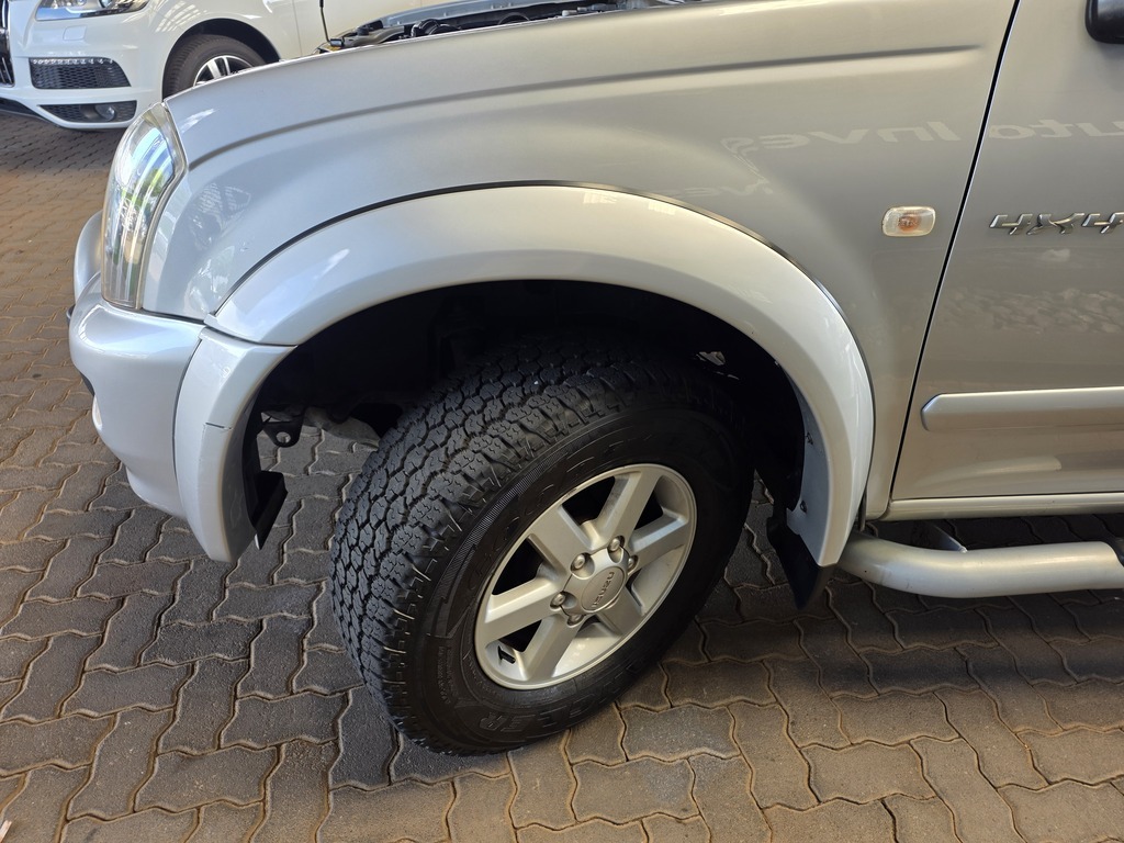 ISUZU KB KB 300 TDi LX 4X4 P/U D/C - 17