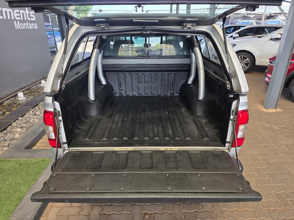 ISUZU KB KB 300 TDi LX 4X4 P/U D/C - 6