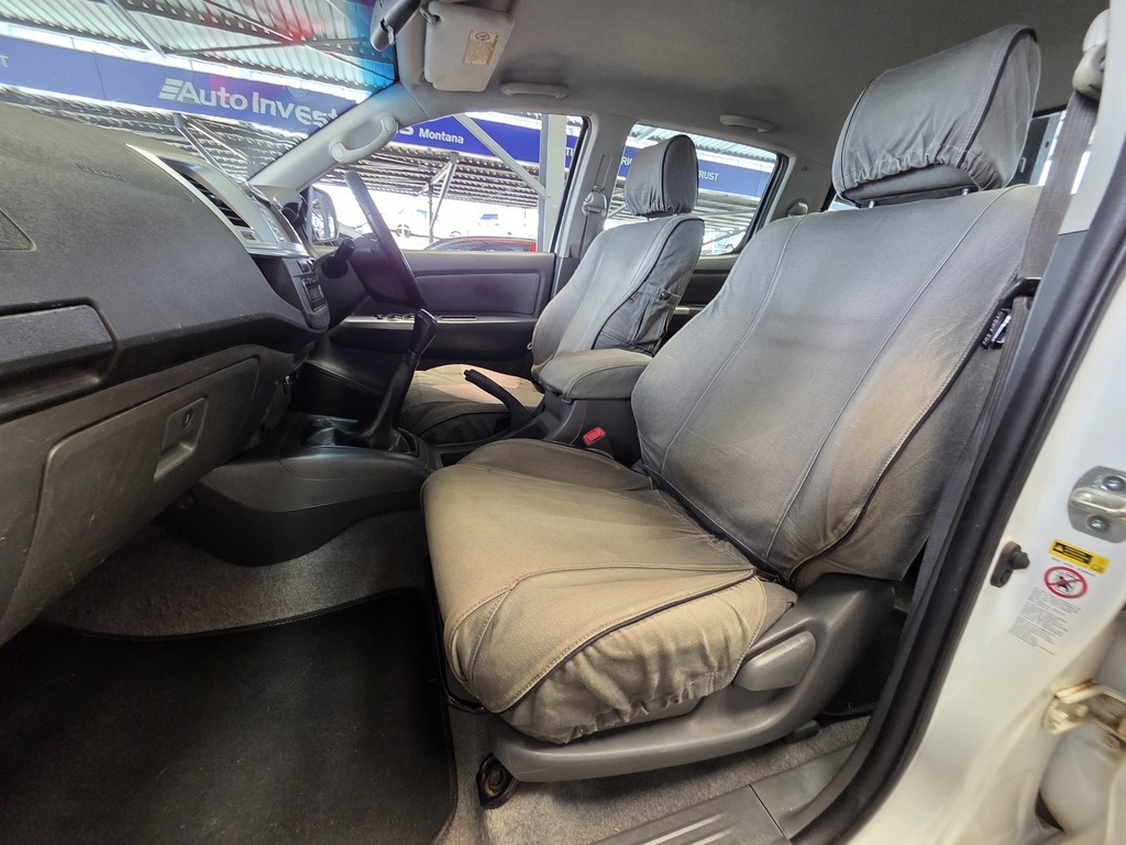 TOYOTA HI-LUX HILUX 3.0 D-4D RAIDER R/B P/U D/C - 11