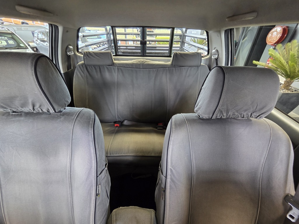 TOYOTA HI-LUX HILUX 3.0 D-4D RAIDER R/B P/U D/C - 9
