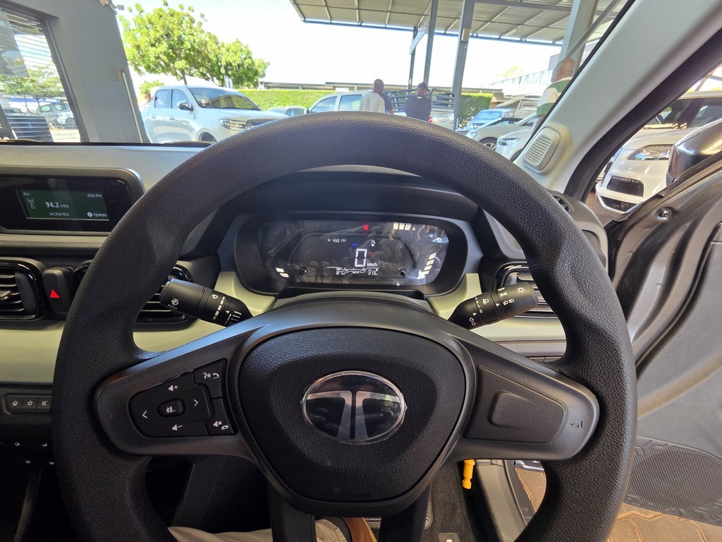 TATA PUNCH PUNCH 1.2 ADVENTURE - 13