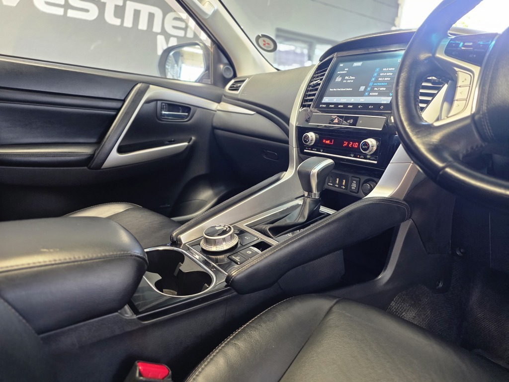 MITSUBISHI PAJERO SPORT PAJERO SPORT 2.4D 4X4 EXCEED A/T - 16