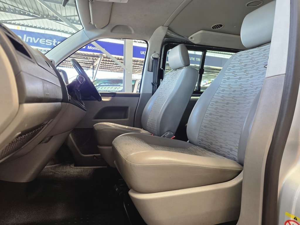 VOLKSWAGEN TRANSPORTER T5 C/BUS 2.0 BiTDi SWB 132 KW DSG F/C P/V - 11