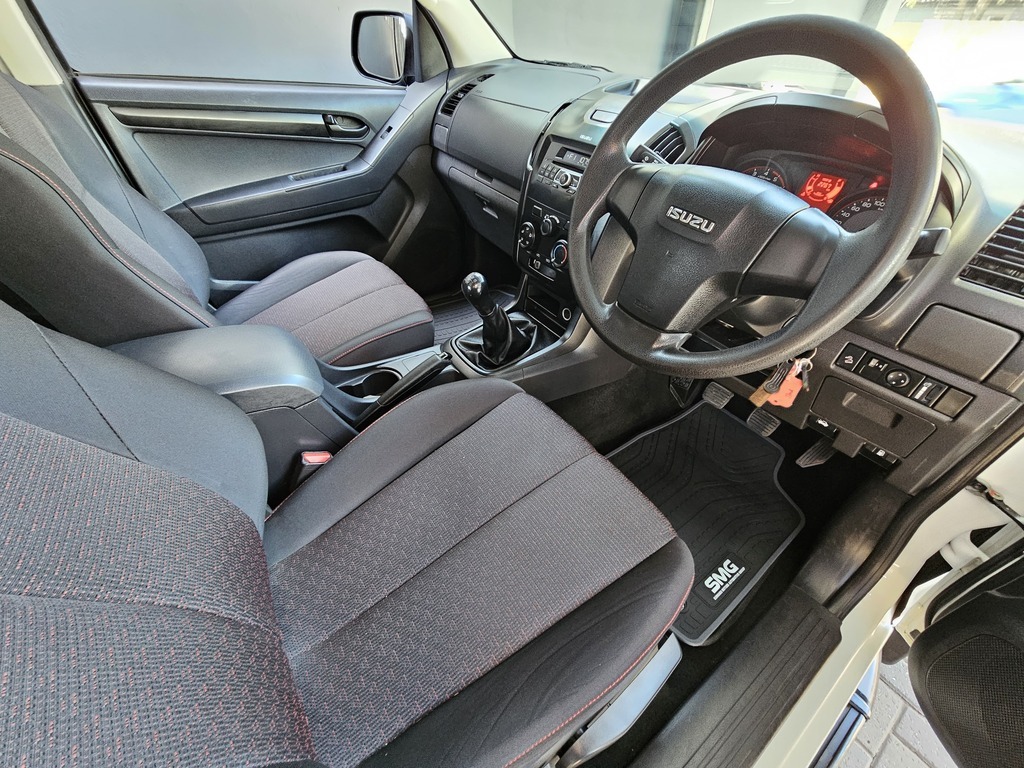 ISUZU D-MAX D-MAX 250 HO HI-RIDE D/C P/U - 4