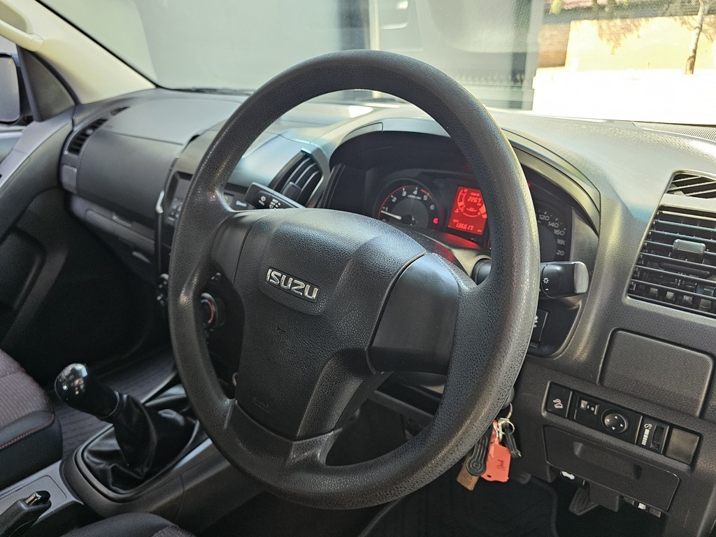 ISUZU D-MAX D-MAX 250 HO HI-RIDE D/C P/U - 6