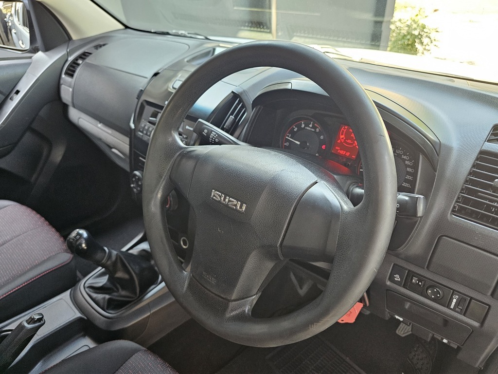 ISUZU D-MAX D-MAX 250 HO HI-RIDE D/C P/U - 6
