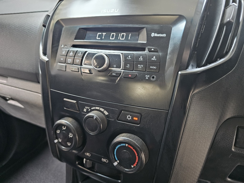 ISUZU D-MAX D-MAX 250 HO HI-RIDE D/C P/U - 7