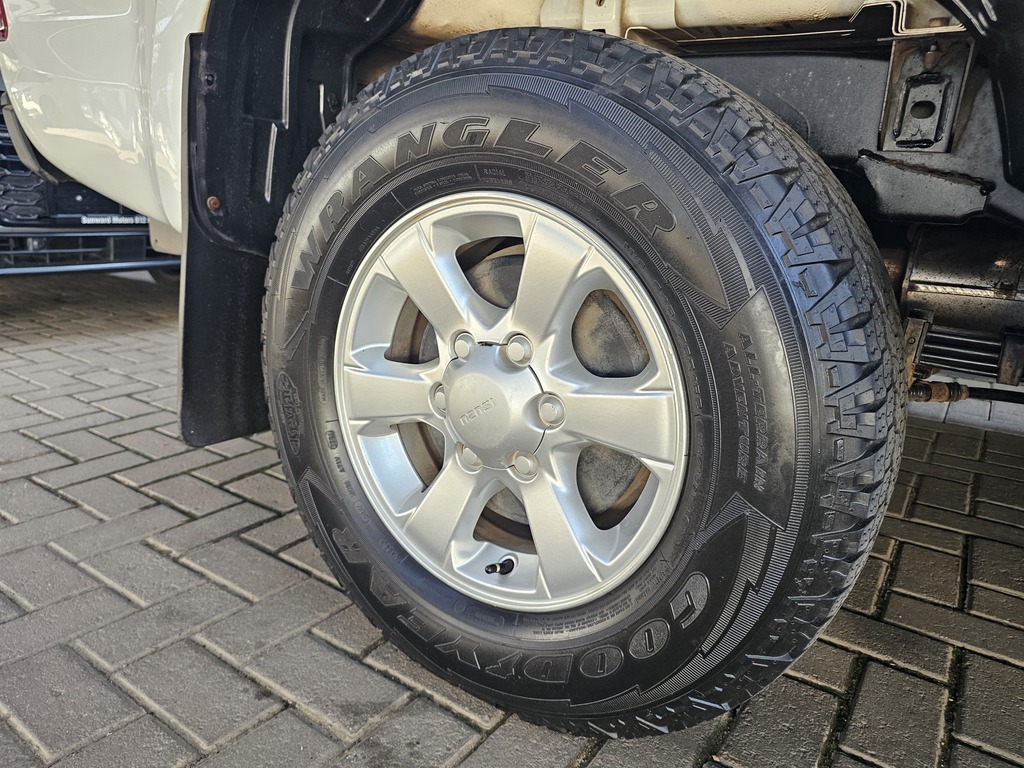 ISUZU D-MAX D-MAX 250 HO HI-RIDE D/C P/U - 8