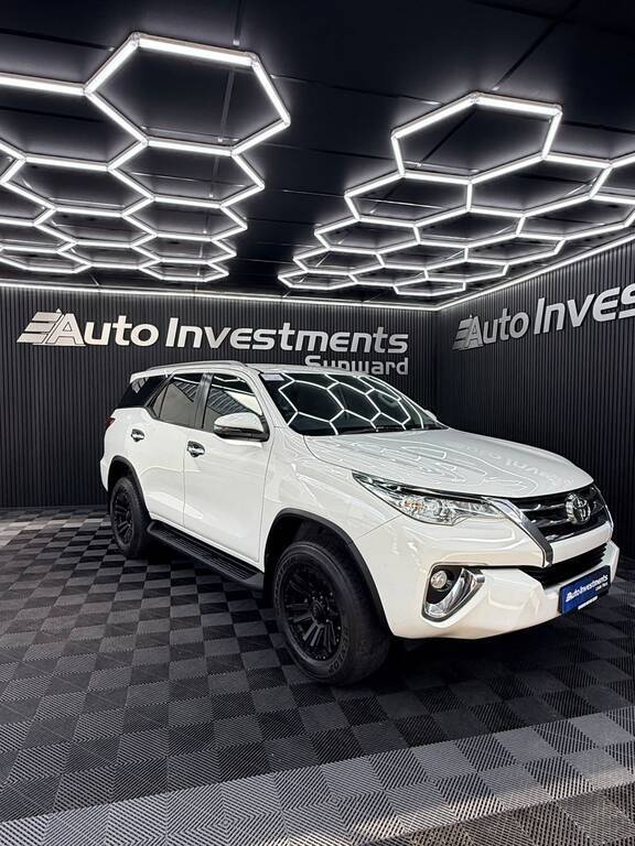 TOYOTA FORTUNER FORTUNER 2.4GD-6 R/B A/T - 7