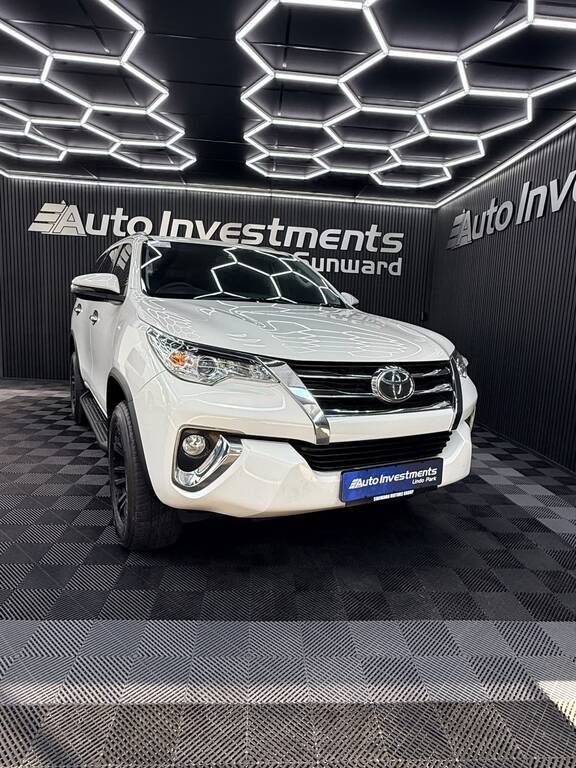 TOYOTA FORTUNER FORTUNER 2.4GD-6 R/B A/T - 8