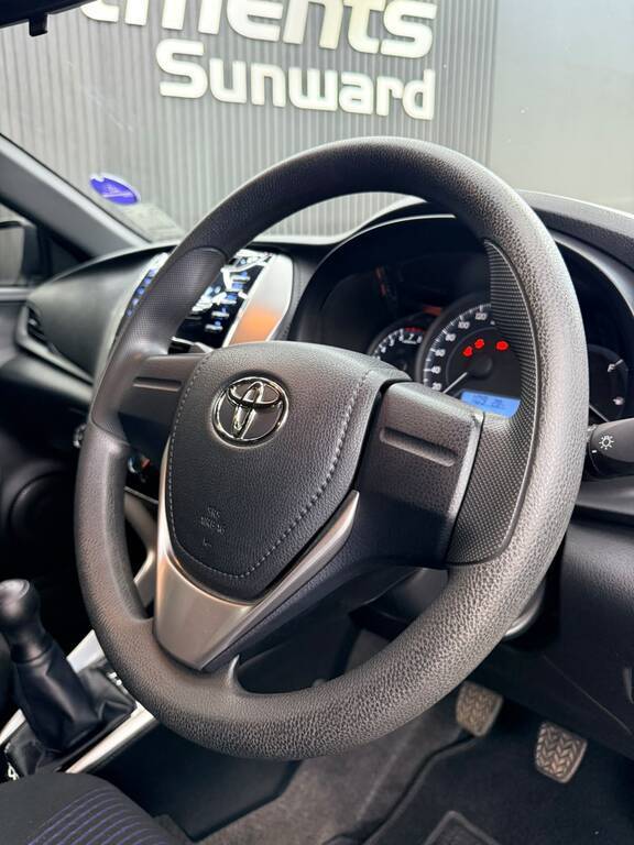 TOYOTA YARIS YARIS 1.5 Xi 5Dr - 16