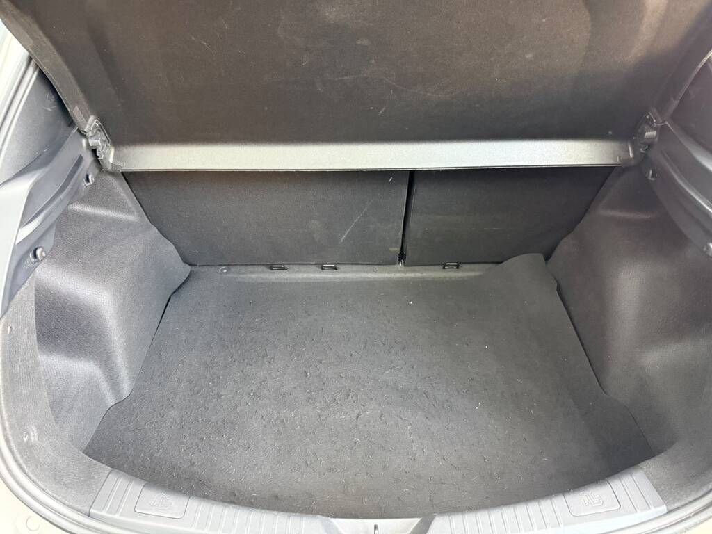 TOYOTA YARIS YARIS 1.5 Xi 5Dr - 19