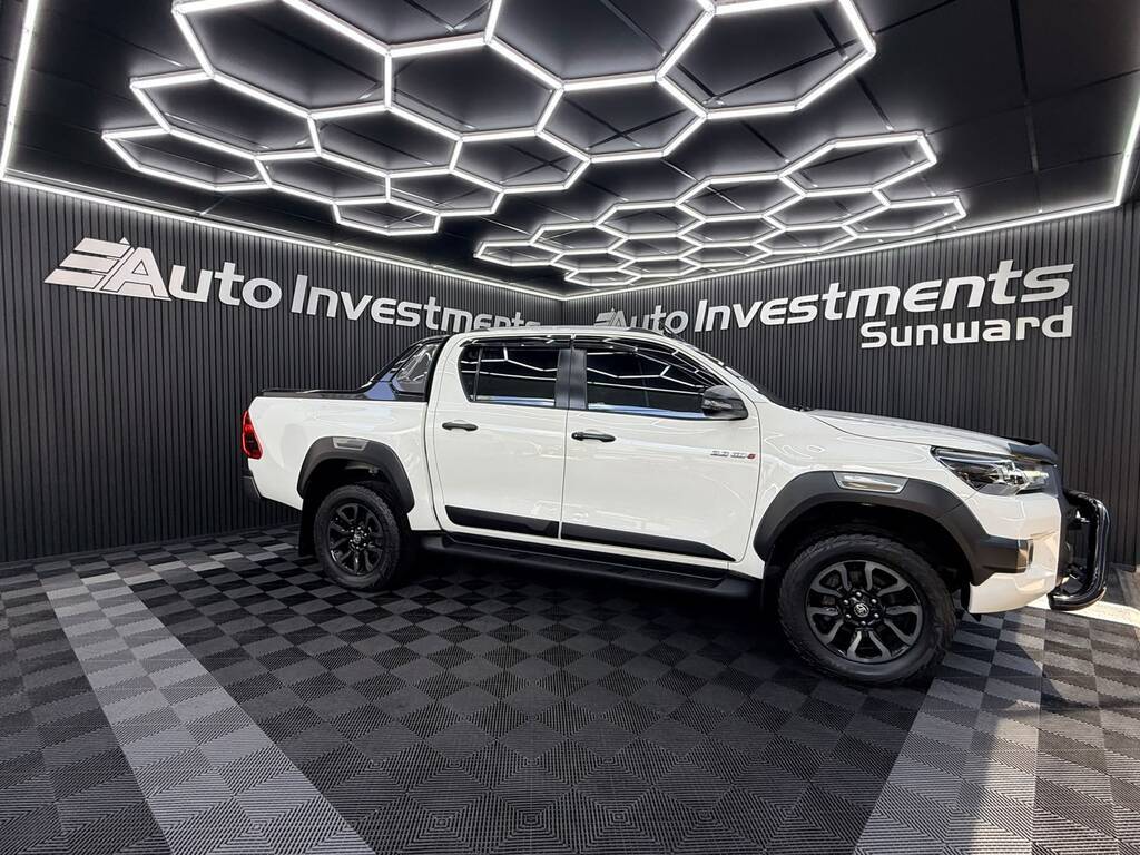 TOYOTA HILUX HILUX 2.8 GD-6 RB 21 LEGEND RS 4X4 P/U D/C - 5