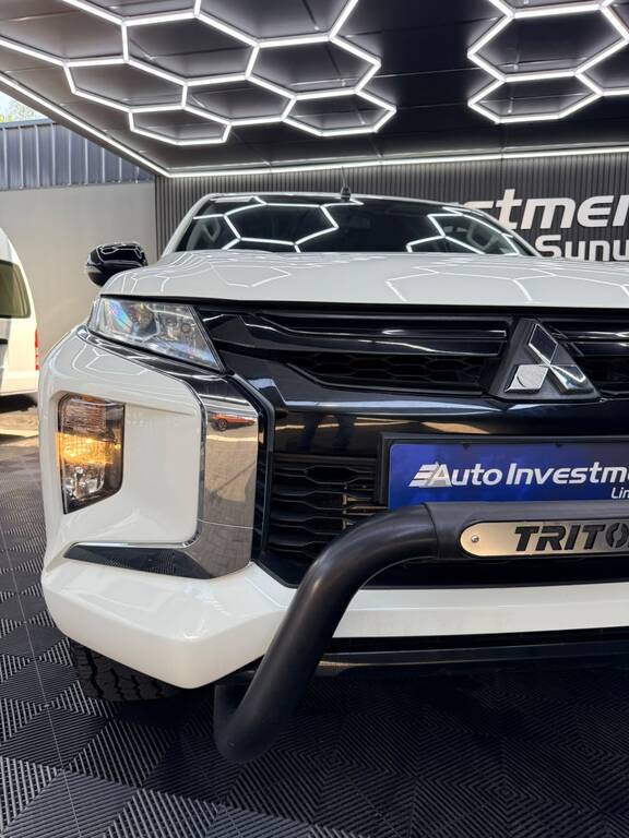 MITSUBISHI TRITON TRITON 2.4Di- DC GL P/U D/C - 11