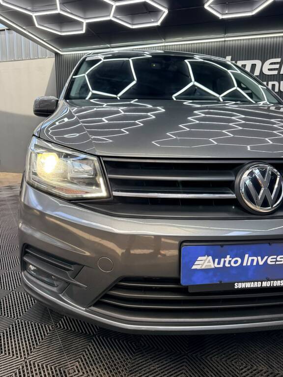 VOLKSWAGEN CADDY CADDY 1.0 TSI TRENDLINE - 9