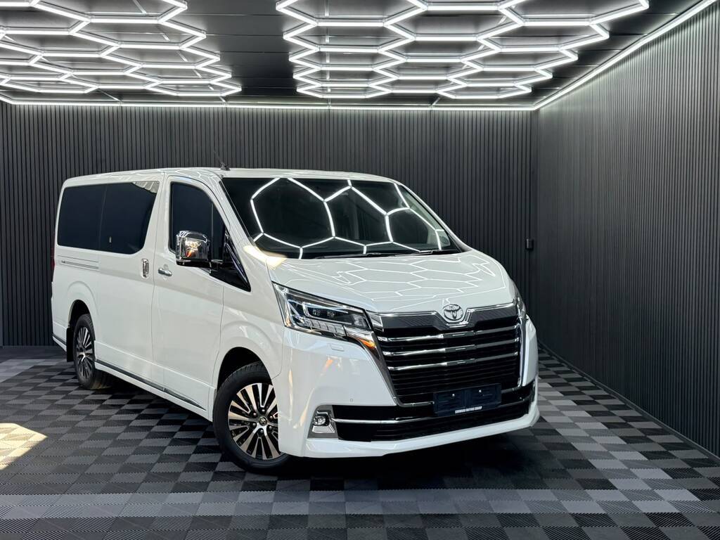 TOYOTA QUANTUM QUANTUM 2.8 VX 6 SEAT - 1