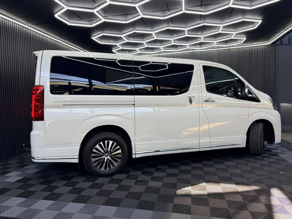 TOYOTA QUANTUM QUANTUM 2.8 VX 6 SEAT - 3