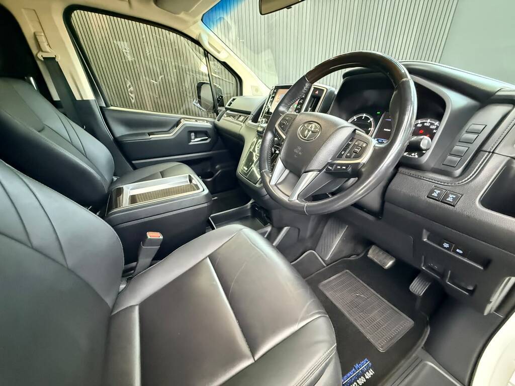 TOYOTA QUANTUM QUANTUM 2.8 VX 6 SEAT - 5