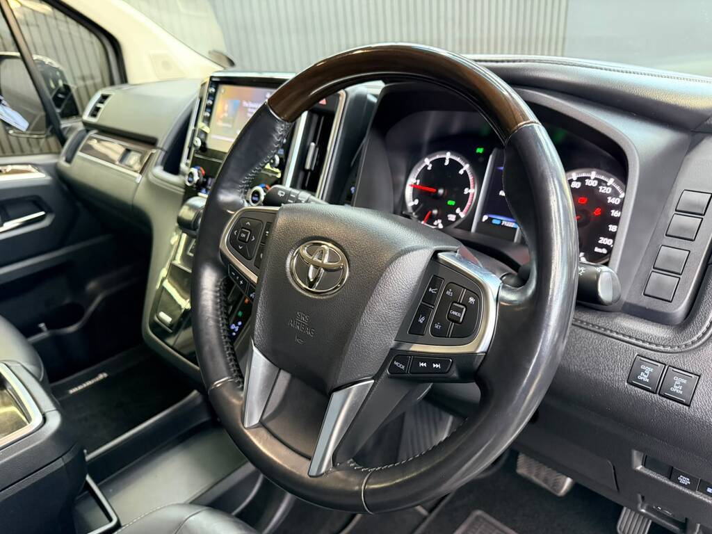 TOYOTA QUANTUM QUANTUM 2.8 VX 6 SEAT - 7