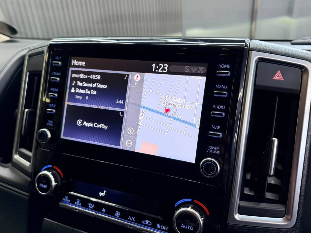 TOYOTA QUANTUM QUANTUM 2.8 VX 6 SEAT - 9