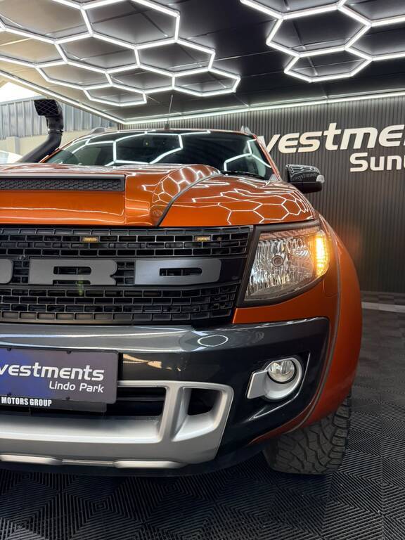 FORD RANGER RANGER 3.2TDCi WILDTRAK A/T P/U D/C - 10