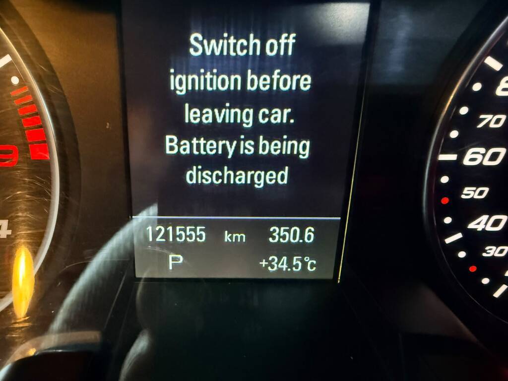 AUDI S4 RS 4 AVANT QUATT STRONIC - 8