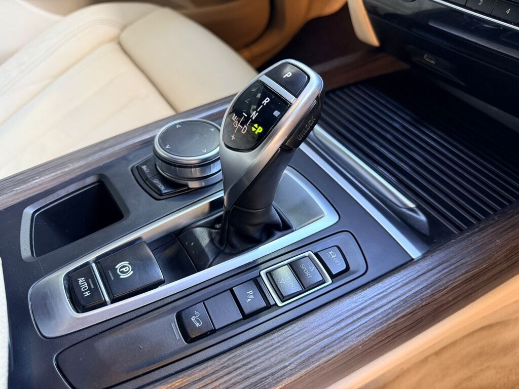 BMW X5 X5 xDRIVE30d M-SPORT A/T (F15) - 9