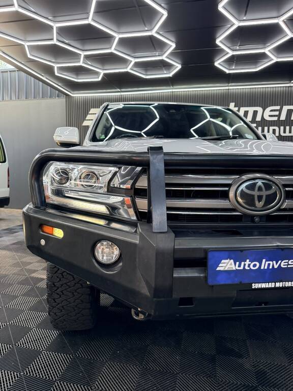 TOYOTA LAND CRUISER LAND CRUISER 200 V8 4.5D VX-R A/T - 8