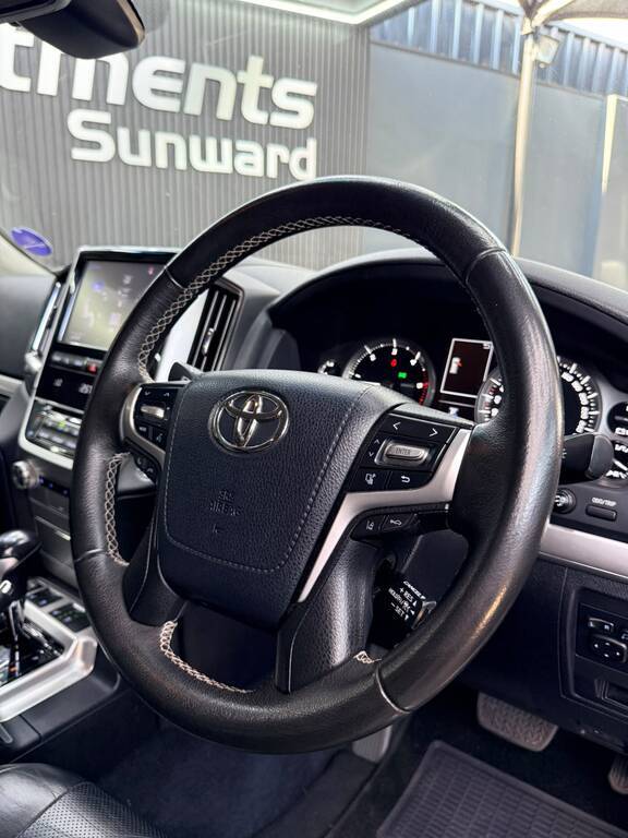 TOYOTA LAND CRUISER LANDCRUISER 200 V8 4.5D VX A/T - 15