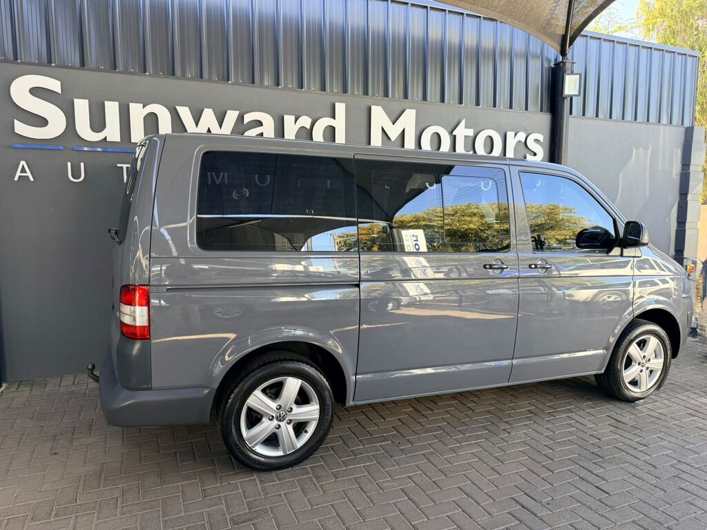 VOLKSWAGEN TRANSPORTER T5 C/BUS 2.0 BiTDi SWB 132 KW DSG F/C P/V - 2