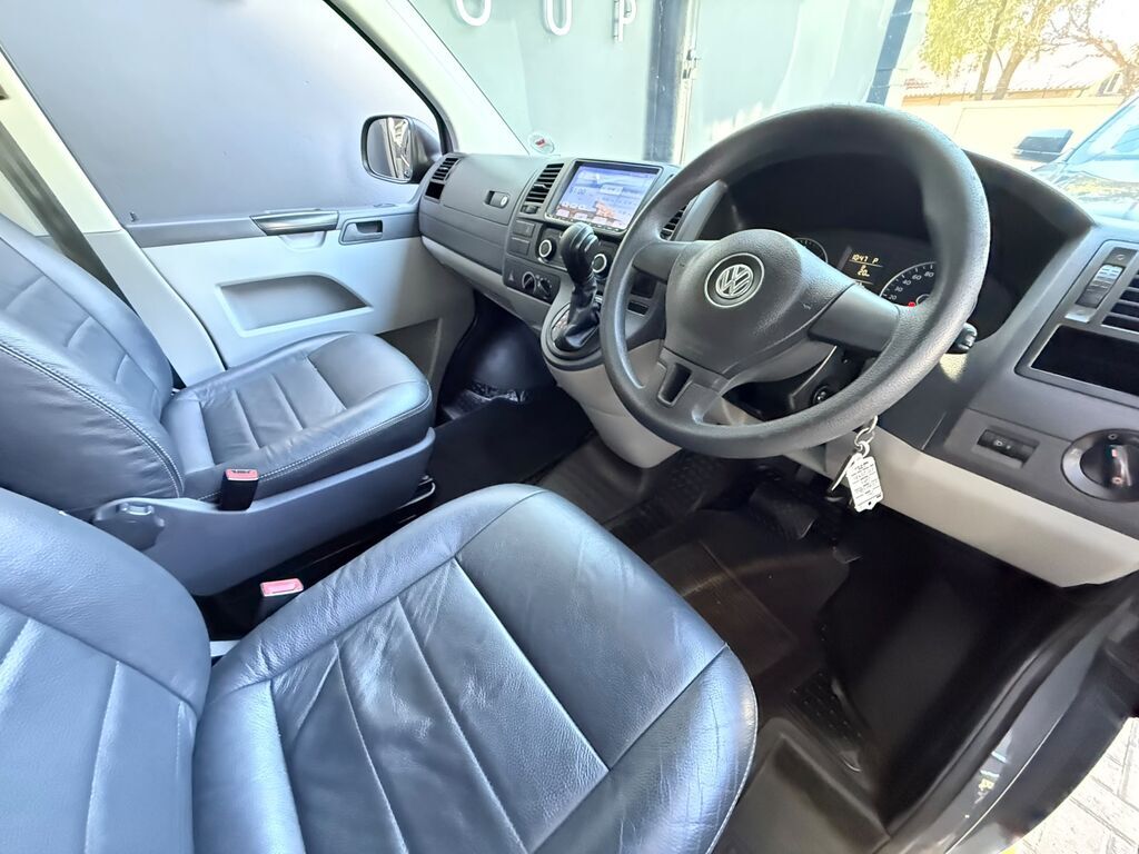 VOLKSWAGEN TRANSPORTER T5 C/BUS 2.0 BiTDi SWB 132 KW DSG F/C P/V - 3