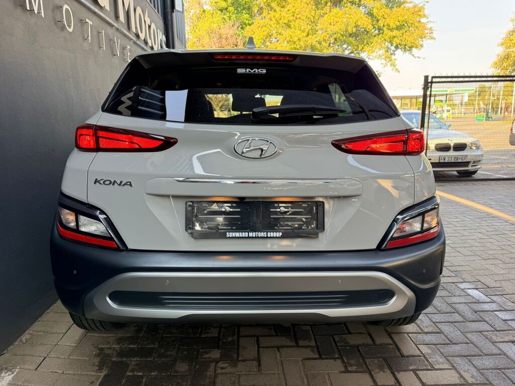 HYUNDAI KONA KONA 2.0 EXECUTIVE IVT - 12