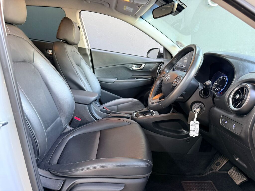 HYUNDAI KONA KONA 2.0 EXECUTIVE IVT - 9