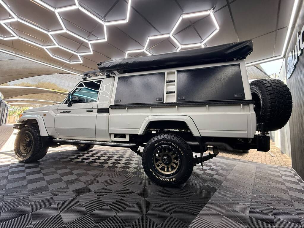 TOYOTA LAND CRUISER PICK UP LAND CRUISER 79 4.5D P/U S/C - 20