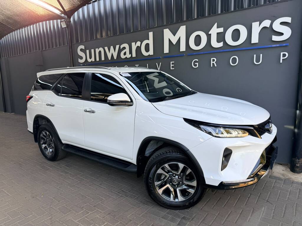 TOYOTA FORTUNER FORTUNER 2.8GD-6 R/B A/T - 1