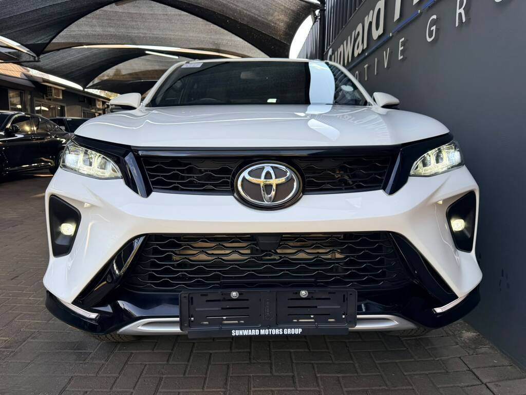 TOYOTA FORTUNER FORTUNER 2.8GD-6 R/B A/T - 16