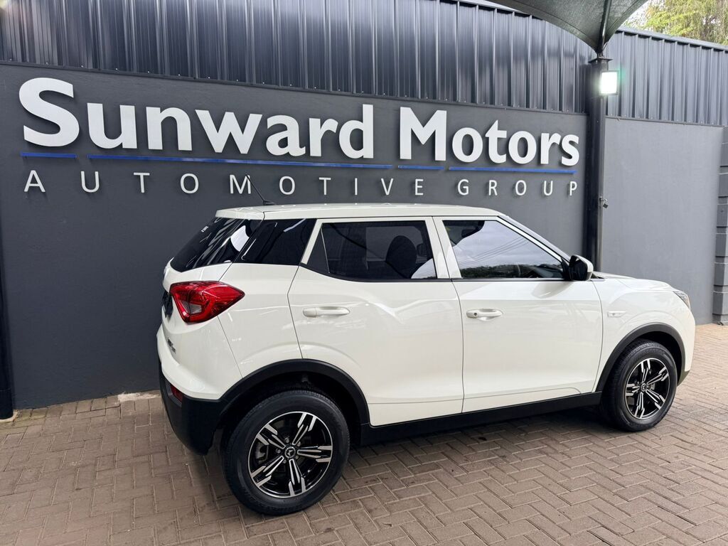 MAHINDRA XUV300 XUV300 1.2T (W4) - 4