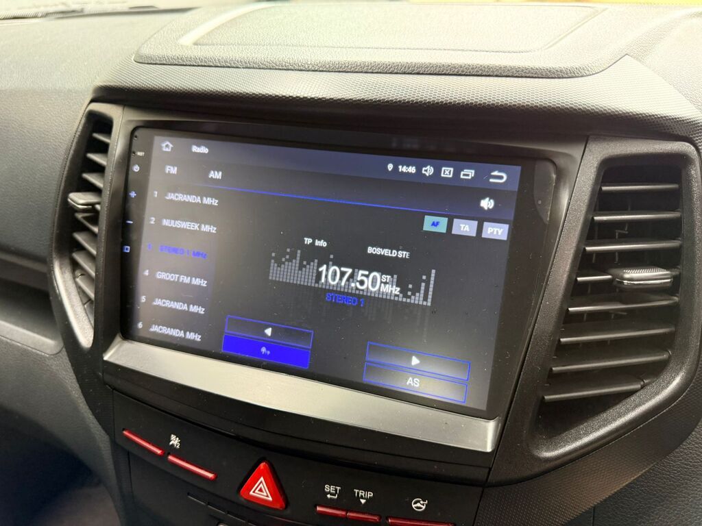 MAHINDRA XUV300 XUV300 1.2T (W4) - 7