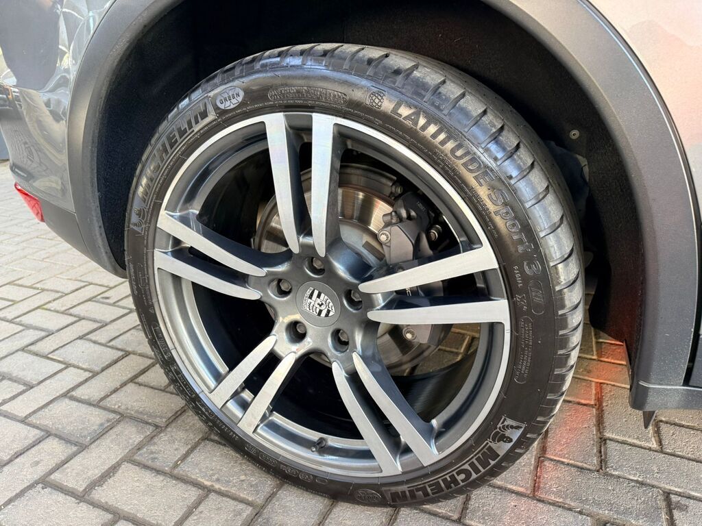 PORSCHE CAYENNE CAYENNE DIESEL TIP - 13