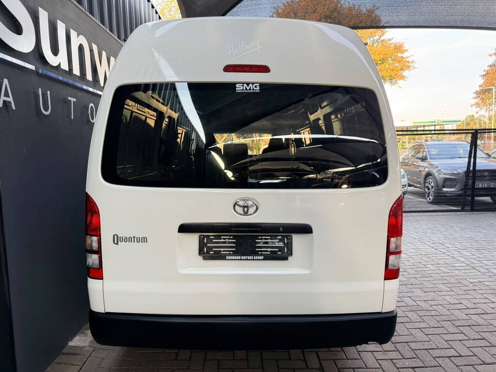 TOYOTA QUANTUM QUANTUM 2.7 LWB F/C P/V - 12