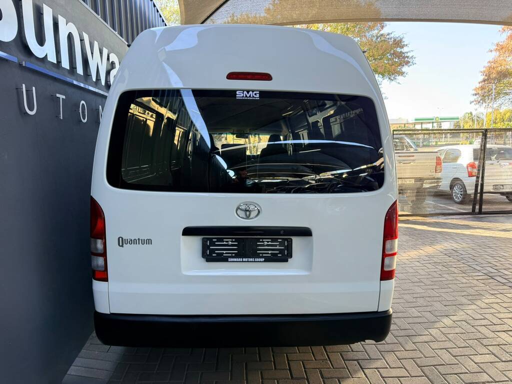 TOYOTA QUANTUM QUANTUM 2.7 LWB F/C P/V - 6